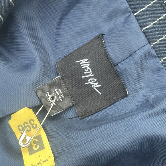 Nasty Gal pinstripe suit cropped jacket wide leg pants sz 14 - Picture 5 of 6